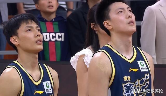 bob半岛体育官方网站-在说谁？徐杰：我们上半场有能力追回来 但就是差一口气